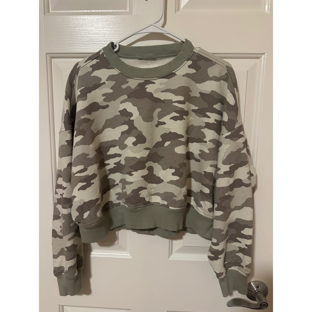 Aerie Sweatshirt Women S Green Camo Cropped Crewneck Pullover French Terry